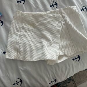 White Lilly Pulitzer skort